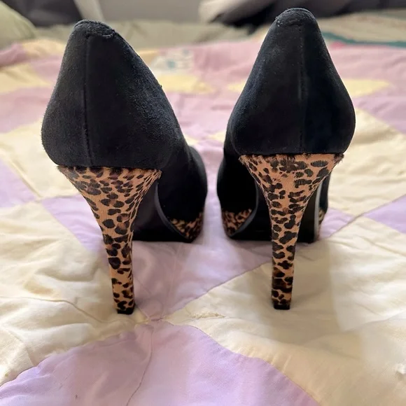 NINE WEST Black/Leopard Heels - Picture 3 of 10